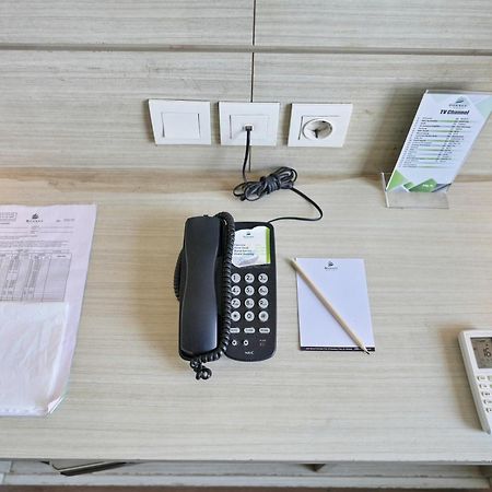 Bonnet Hotel Surabaya Luaran gambar