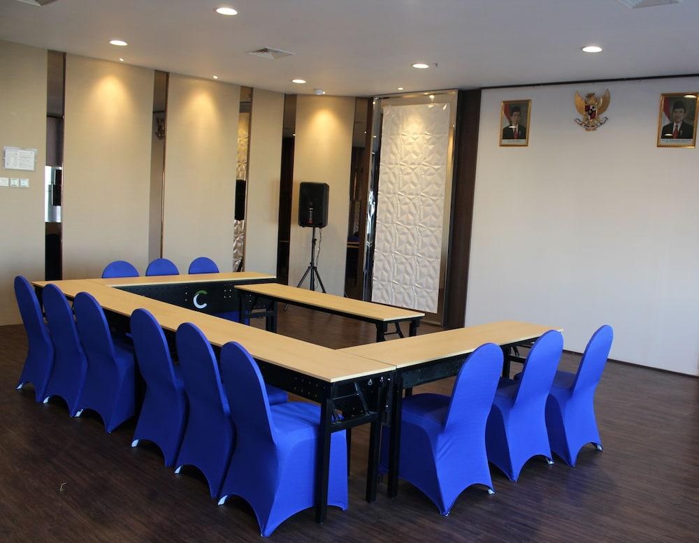 Bonnet Hotel Surabaya Luaran gambar