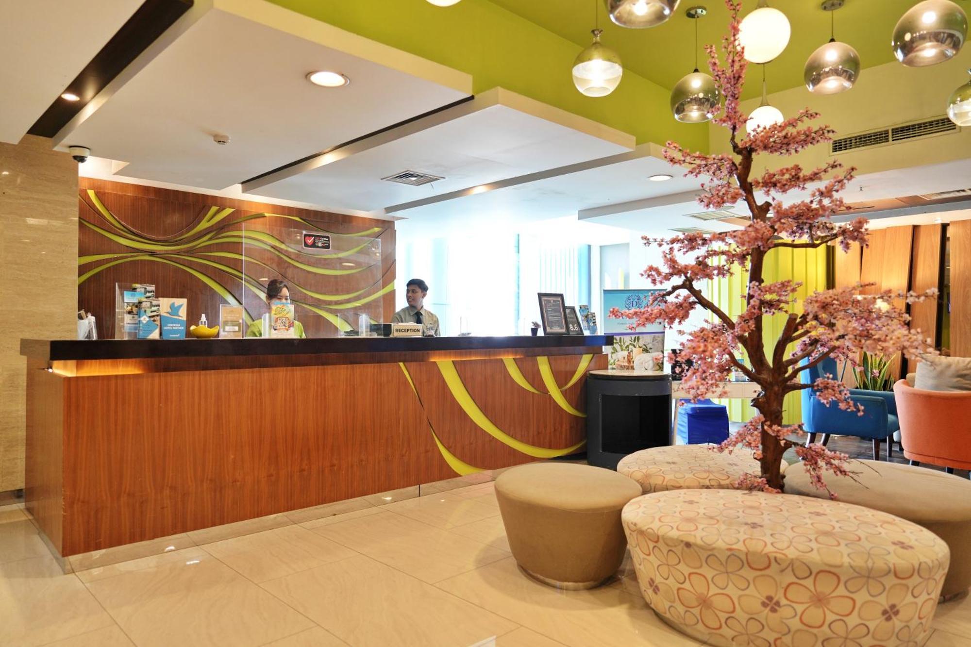 Bonnet Hotel Surabaya Luaran gambar