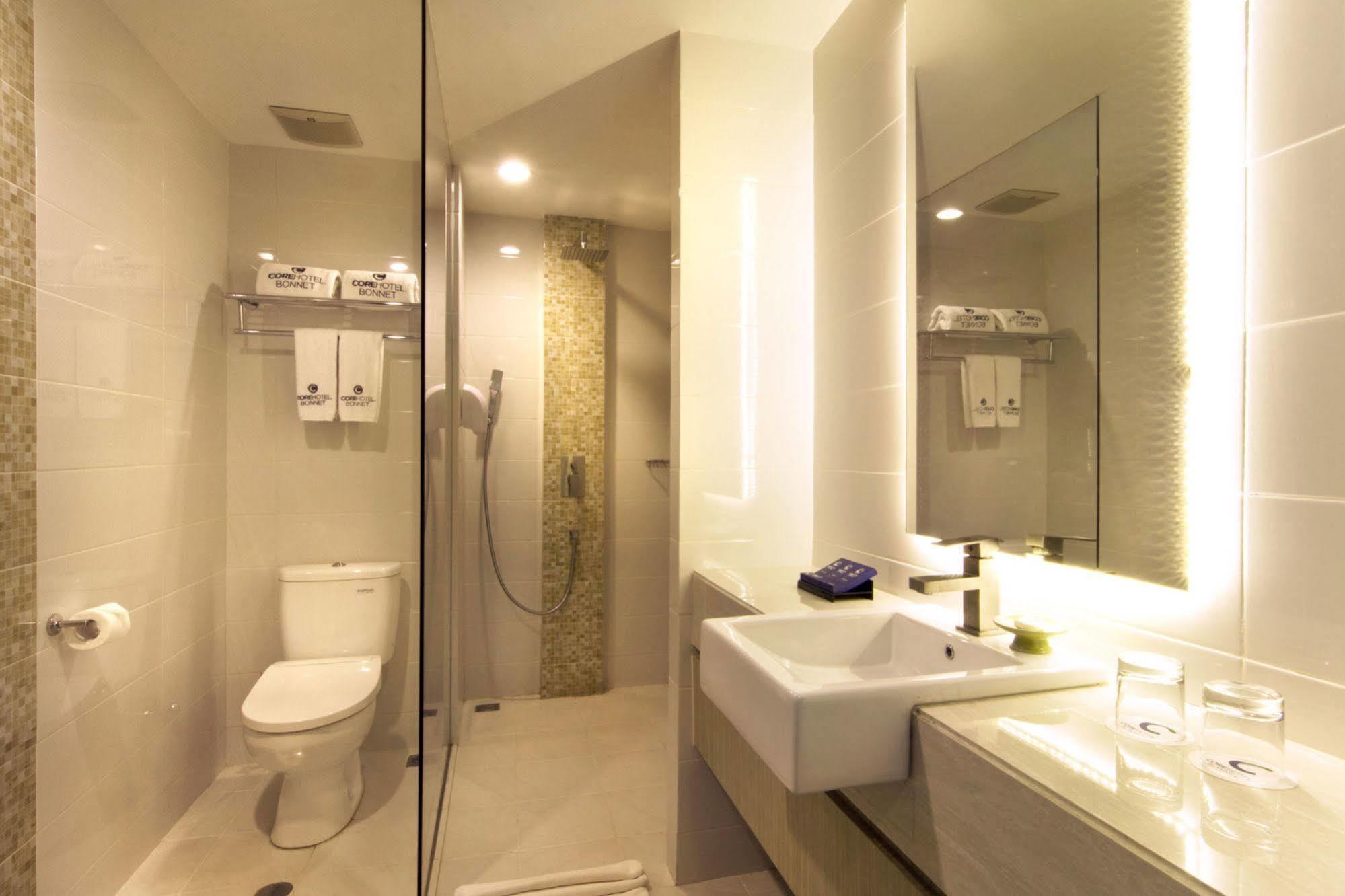 Bonnet Hotel Surabaya Luaran gambar
